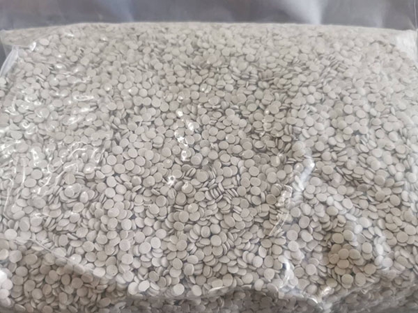 吹膜專用消泡母料，型號x-2